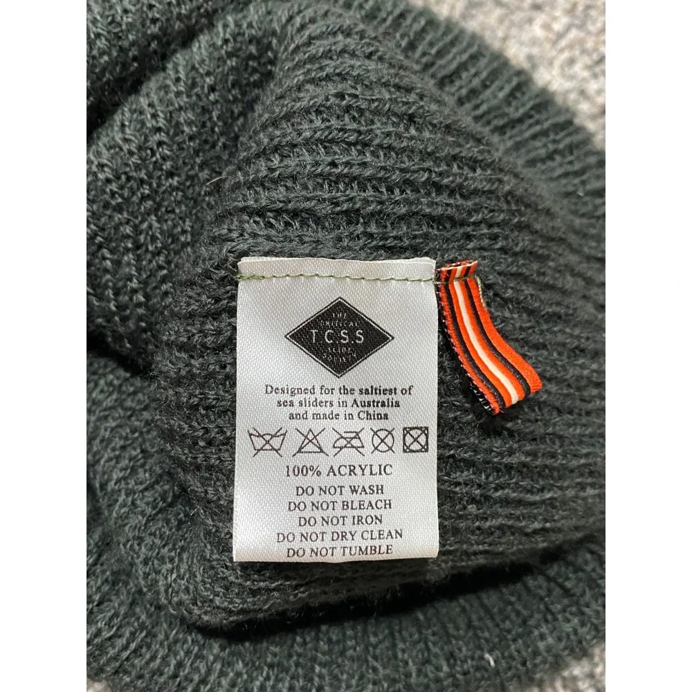 TCSS Beanie Mens Green Excellent Ribbed Knit Cuffed Logo Patch Hat